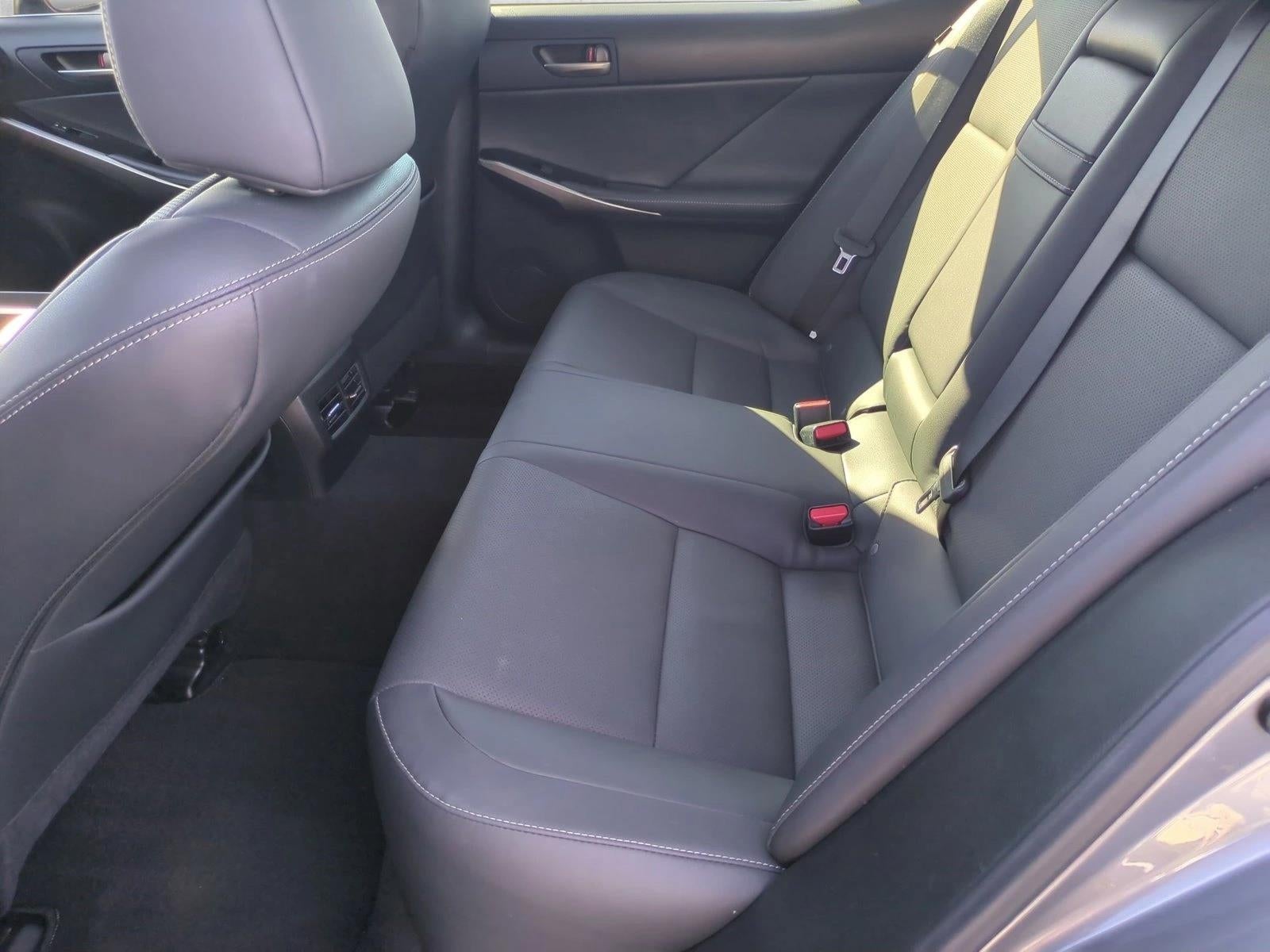 2020 Lexus IS 300 RWD