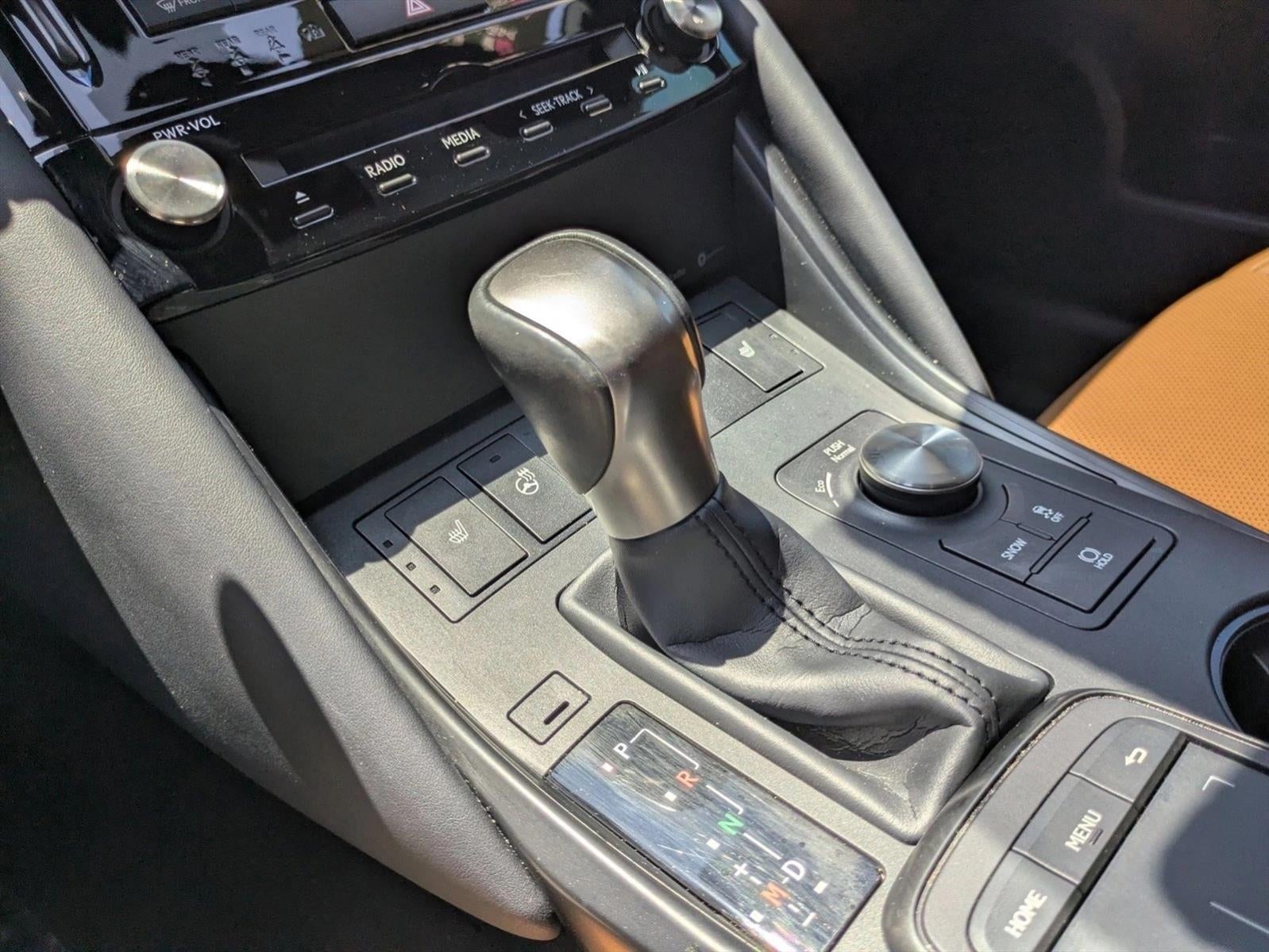 2025 Lexus IS 350 F SPORT Design RWD