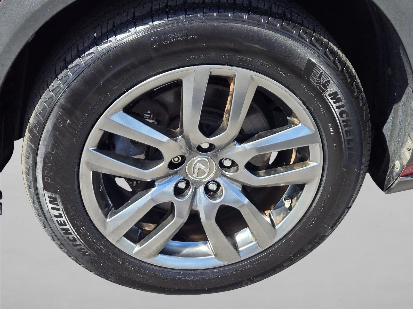 2016 Lexus NX Turbo FWD 4dr