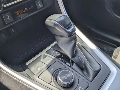 2022 Toyota RAV4 Hybrid SE AWD (Natl)