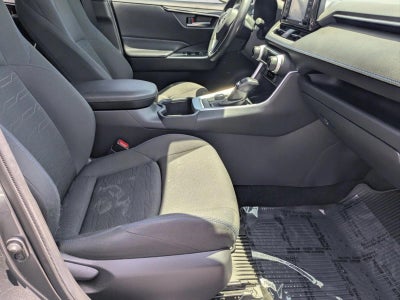 2022 Toyota RAV4 Hybrid SE AWD (Natl)
