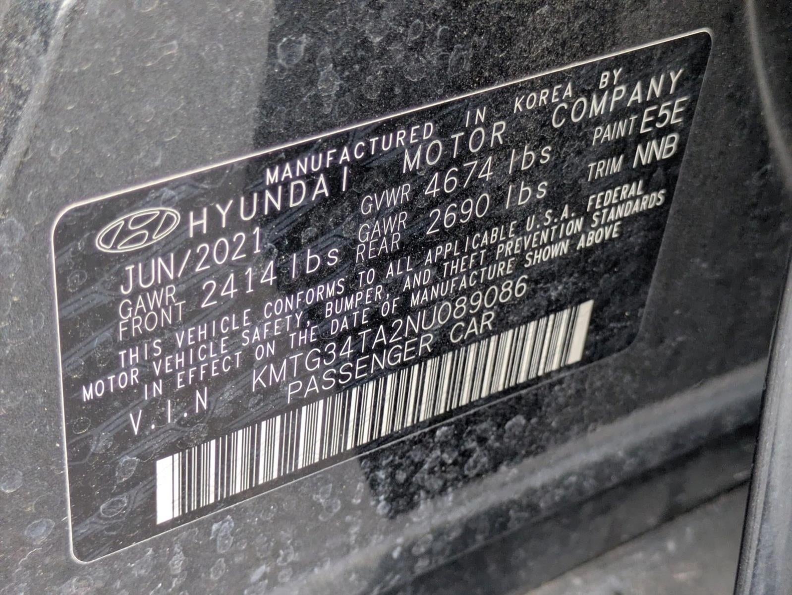 2022 Genesis G70 2.0T RWD