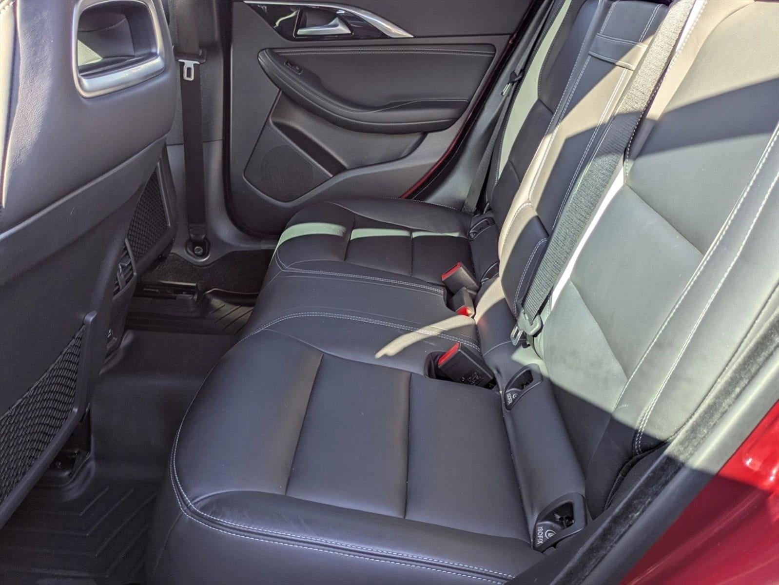 2018 INFINITI QX30 Sport FWD