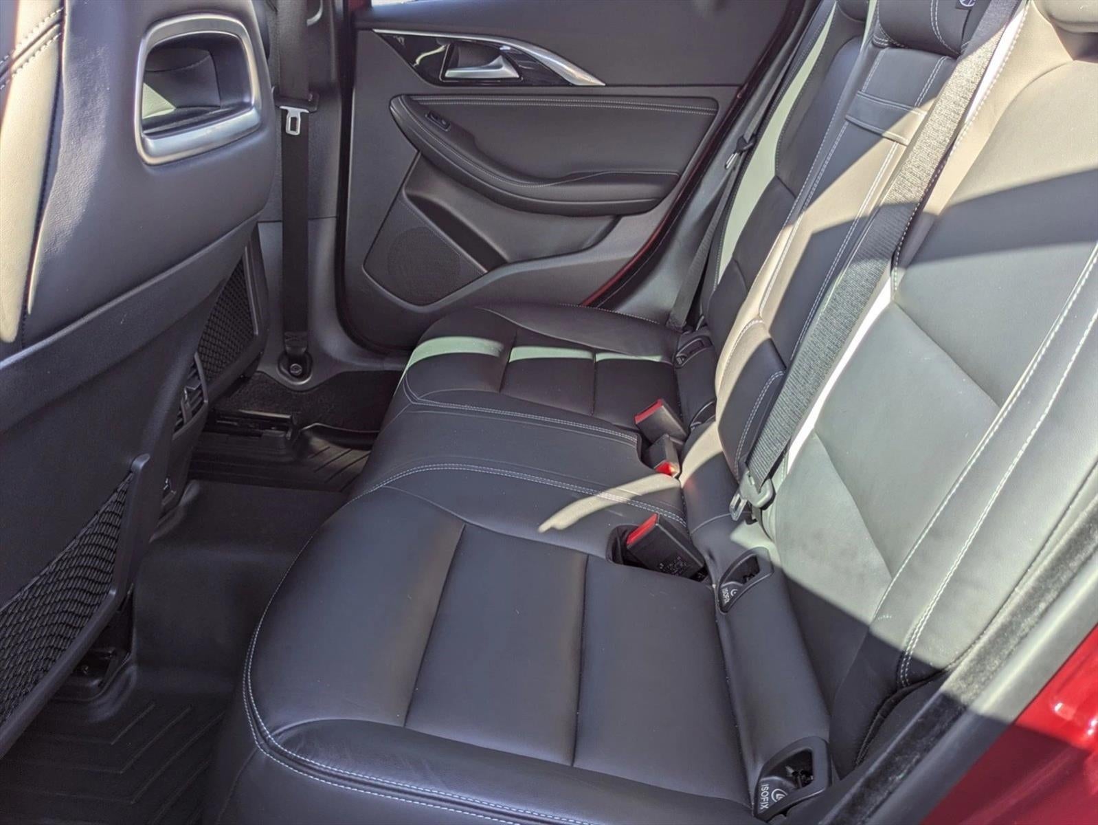 2018 INFINITI QX30 Sport FWD