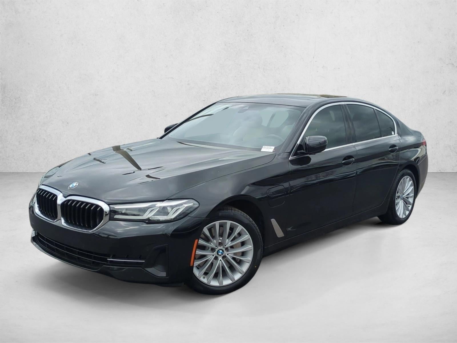 2021 BMW 530e Plug-In Hybrid