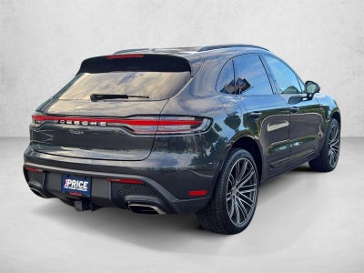 2025 Porsche Macan AWD