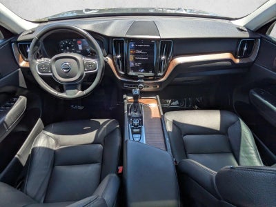 2021 Volvo XC60 T5 FWD Momentum