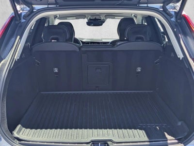 2021 Volvo XC60 T5 FWD Momentum