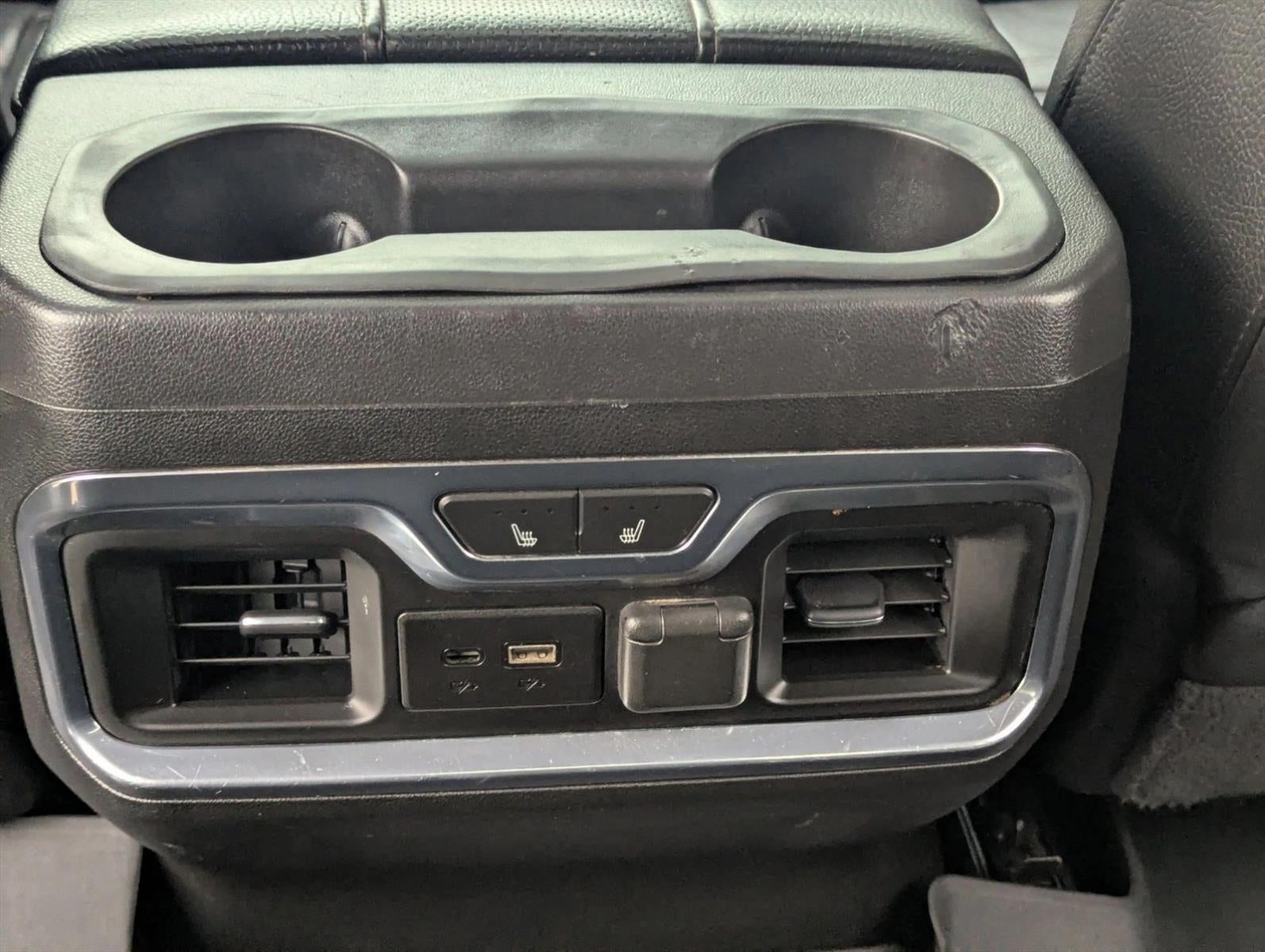 2021 GMC Sierra 2500 HD Crew Cab Standard Box 4-Wheel Drive Denali