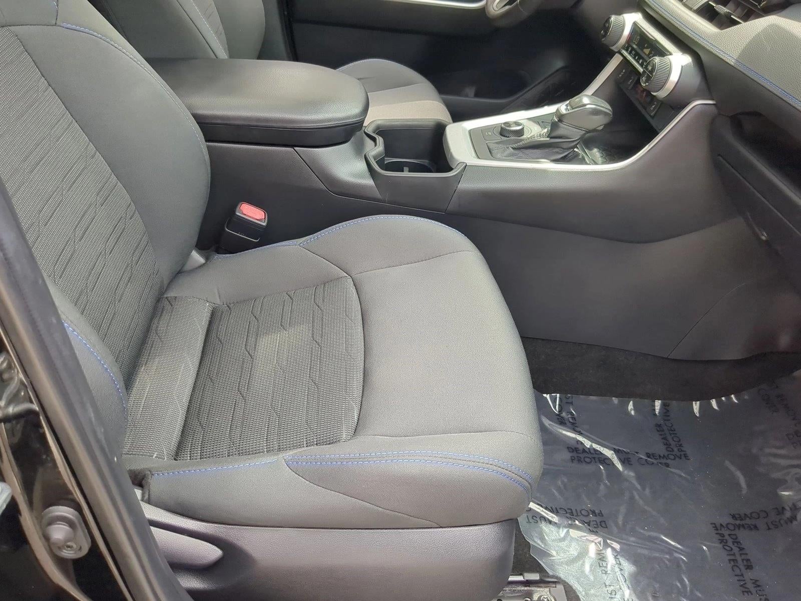 2022 Toyota RAV4 Hybrid SE AWD (Natl)