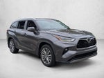 2022 Toyota Highlander Platinum AWD (Natl)