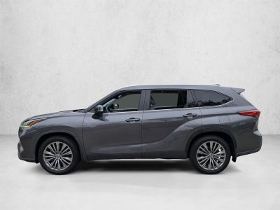 2022 Toyota Highlander Platinum AWD (Natl)
