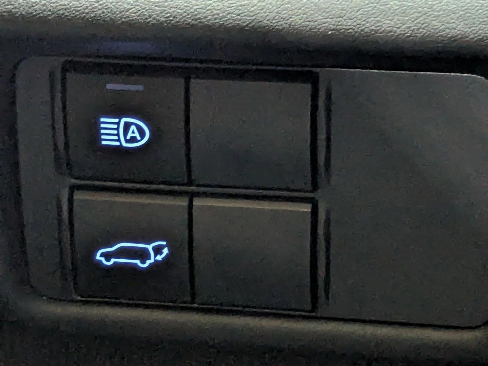 2020 Toyota Highlander XLE FWD (Natl)