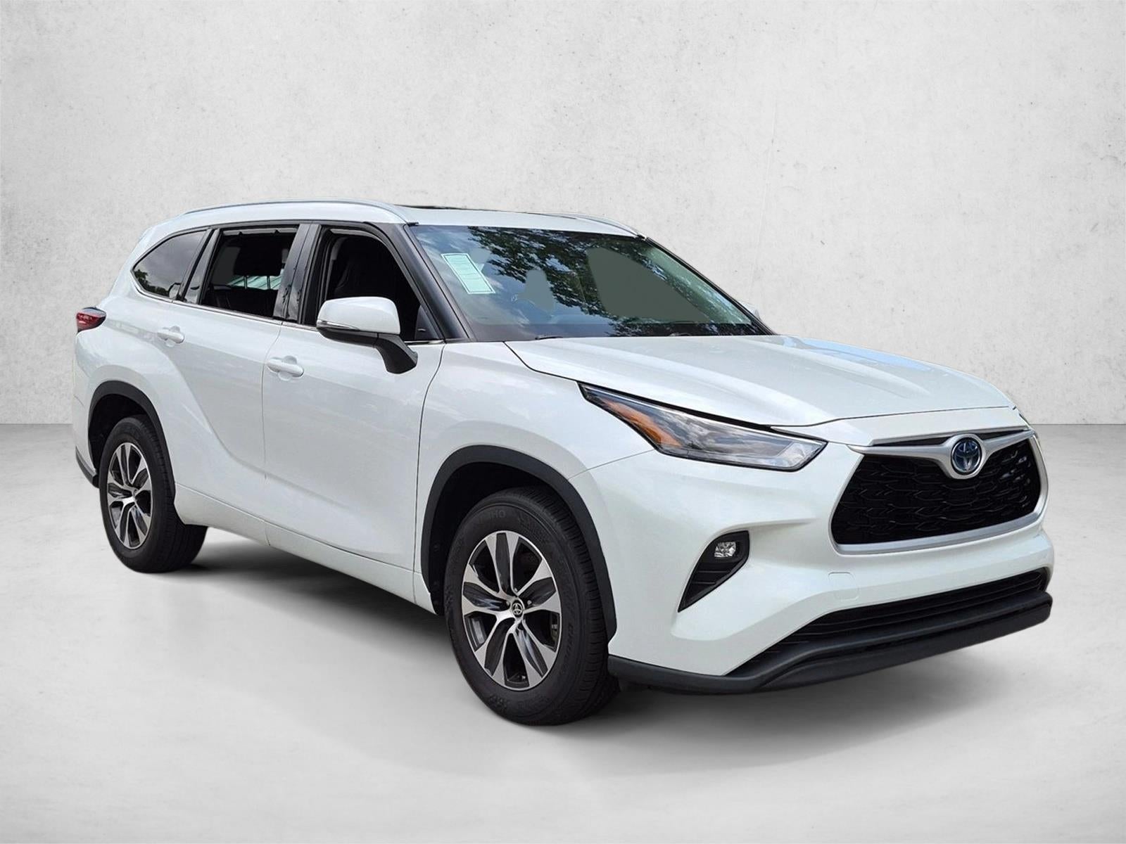 2022 Toyota Highlander Hybrid XLE FWD (Natl)