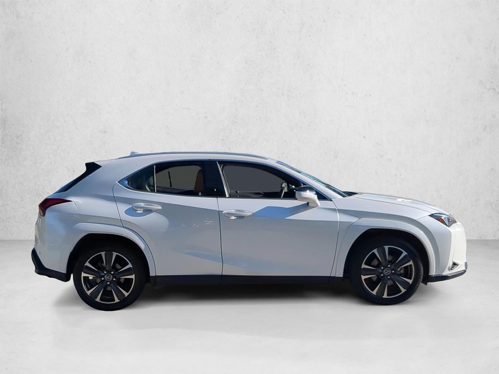 2025 Lexus UX 300h FWD