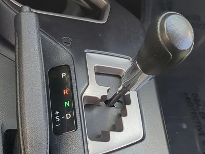 2017 Toyota RAV4 XLE AWD (Natl)