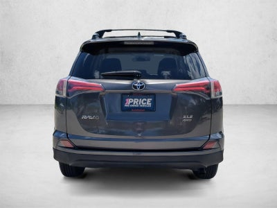 2017 Toyota RAV4 XLE AWD (Natl)