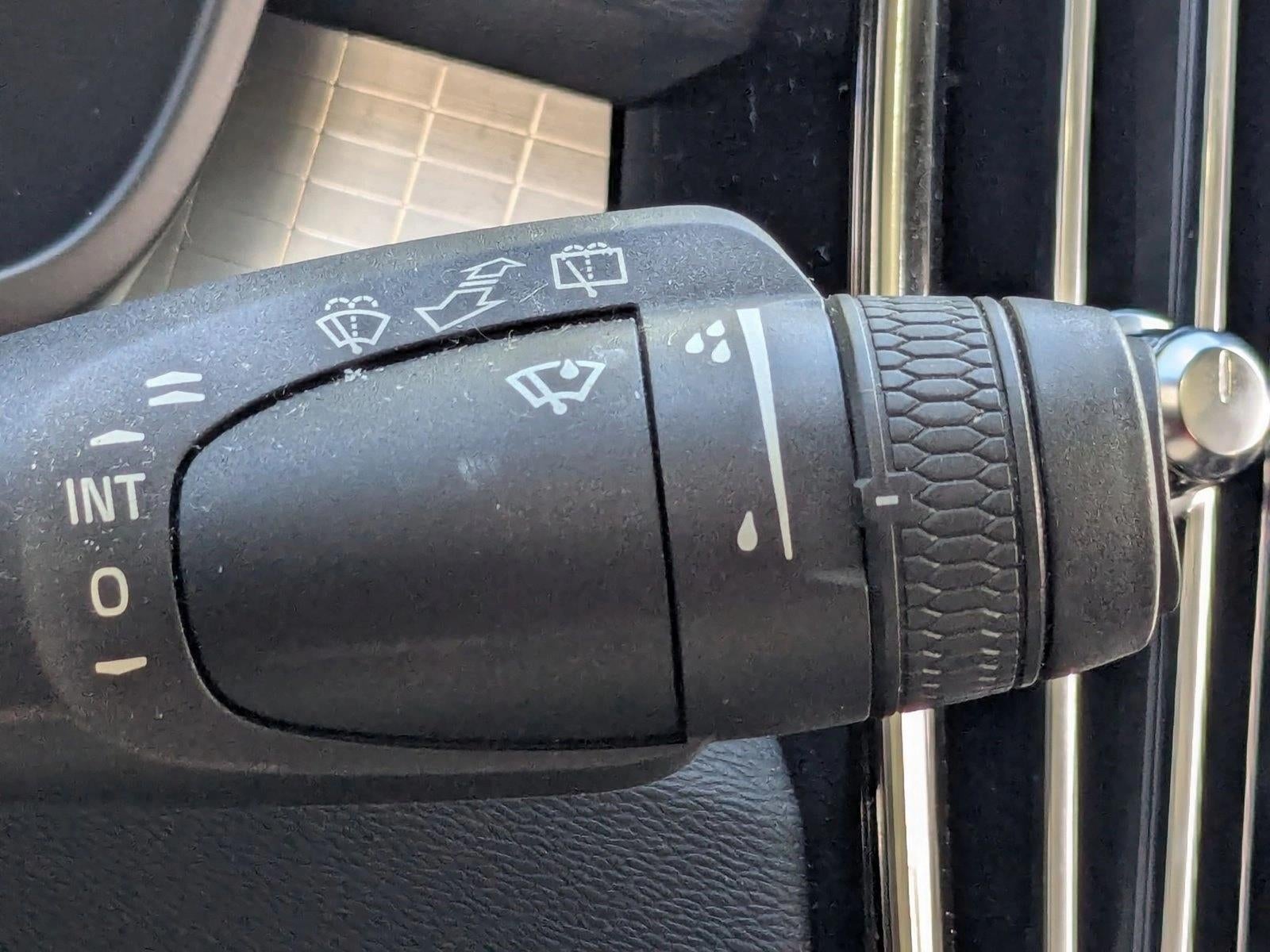 2019 Volvo XC40 T5 AWD Momentum