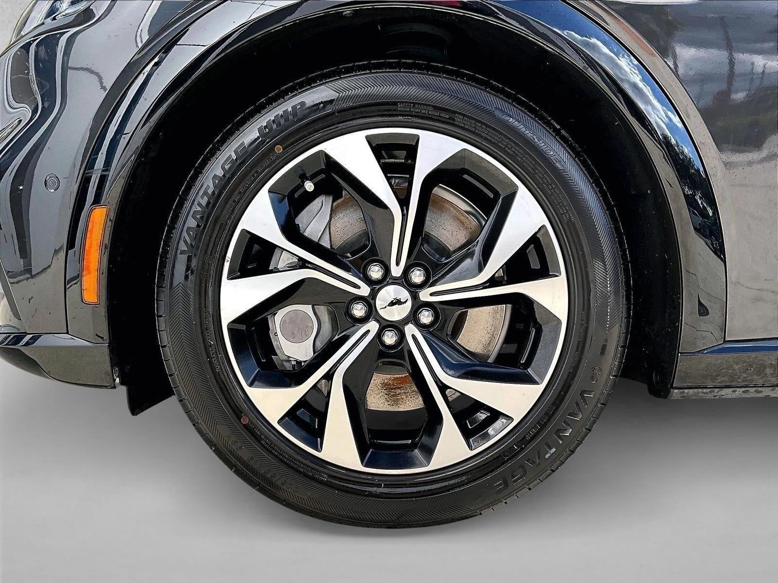 2022 Ford Mustang Mach-E Premium RWD