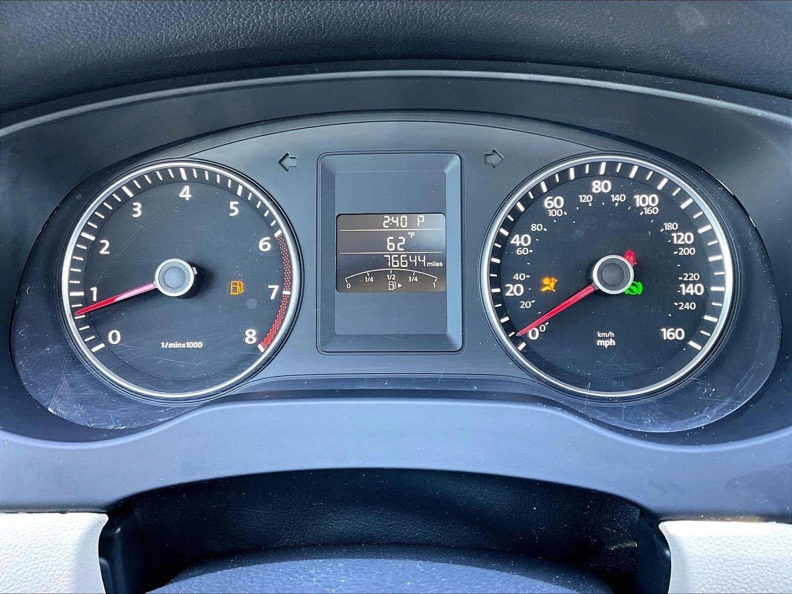 2013 Volkswagen Jetta 4dr Auto SE with Convenience Sedan