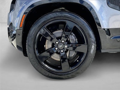 2024 Land Rover Defender 110 P500 SE