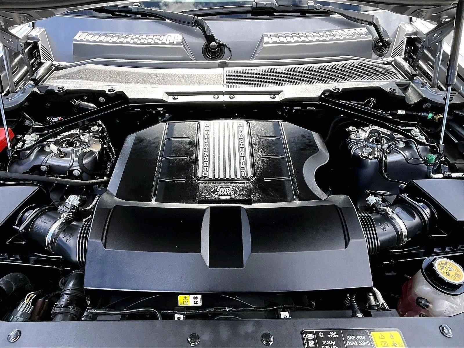 2024 Land Rover Defender 110 P500 SE