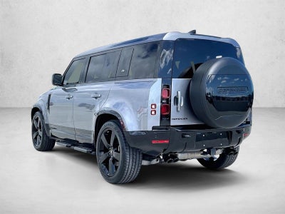 2024 Land Rover Defender 110 P500 SE