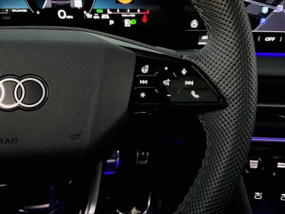 2025 Audi SQ5 Premium Plus 3.0 TFSI quattro