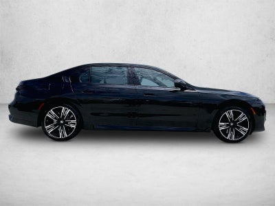2023 BMW 760i xDrive Sedan