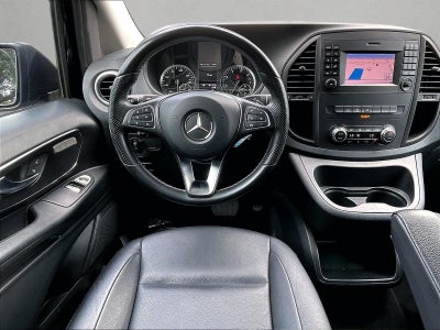 2018 Mercedes-Benz Metris Passenger Van Standard Roof 126" Wheelbase