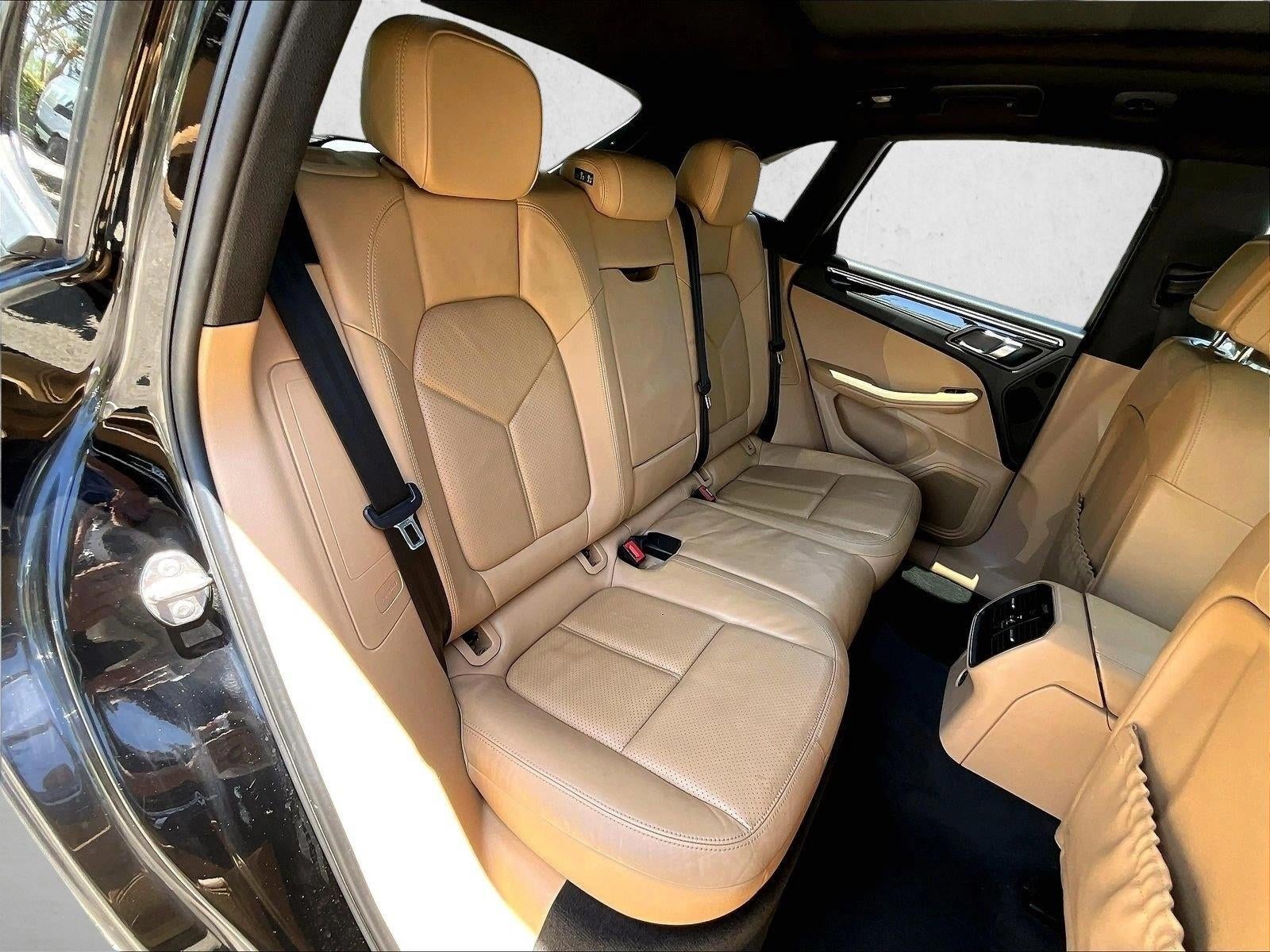 2017 Porsche Macan AWD