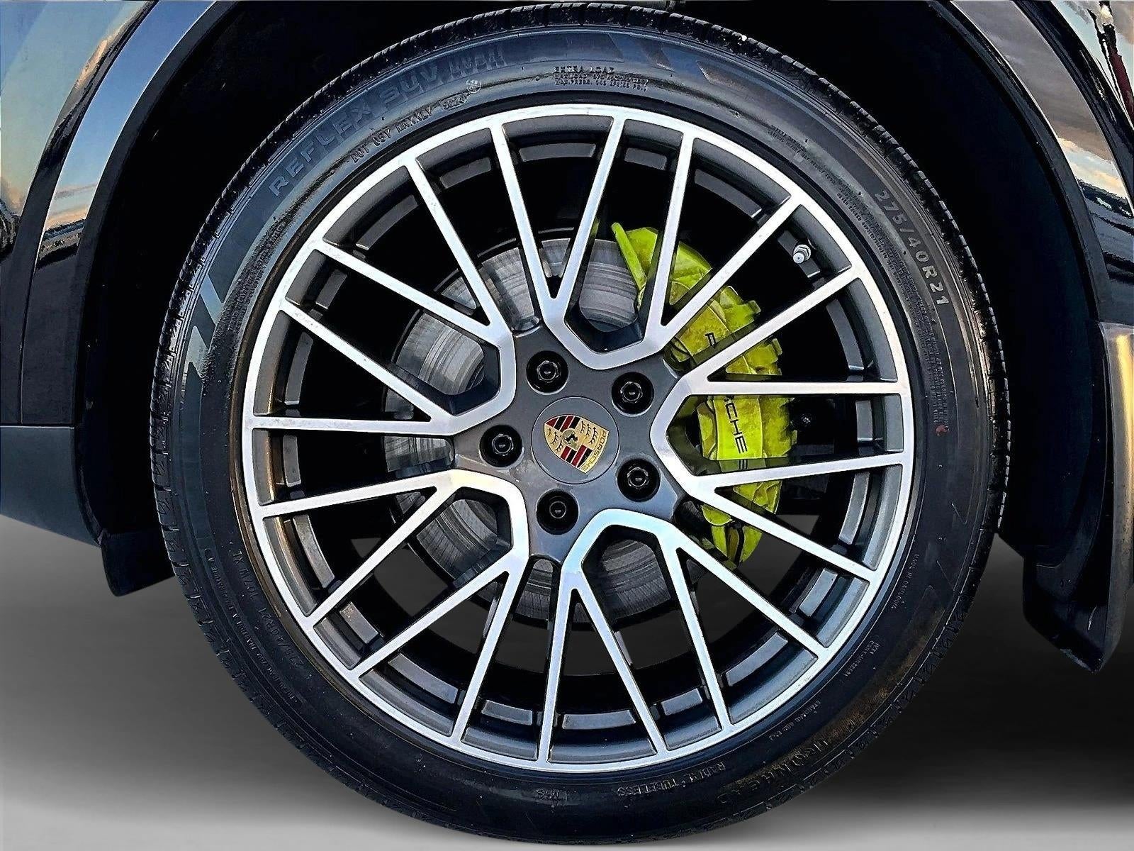 2020 Porsche Cayenne E-Hybrid AWD