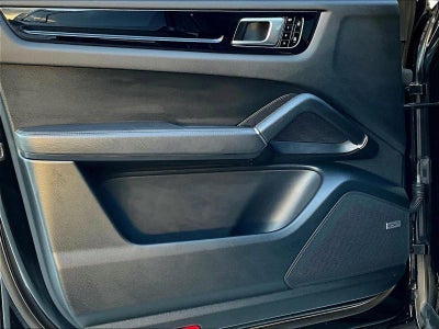 2020 Porsche Cayenne E-Hybrid AWD