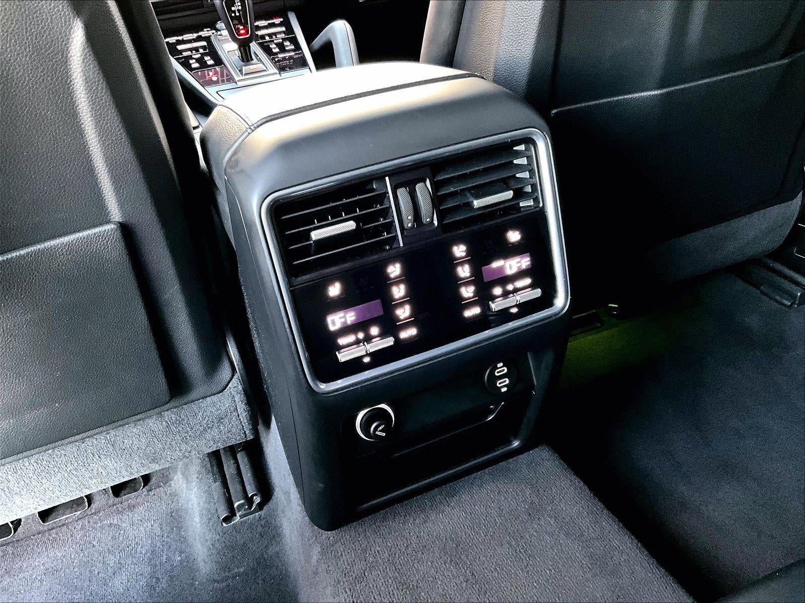 2020 Porsche Cayenne E-Hybrid AWD