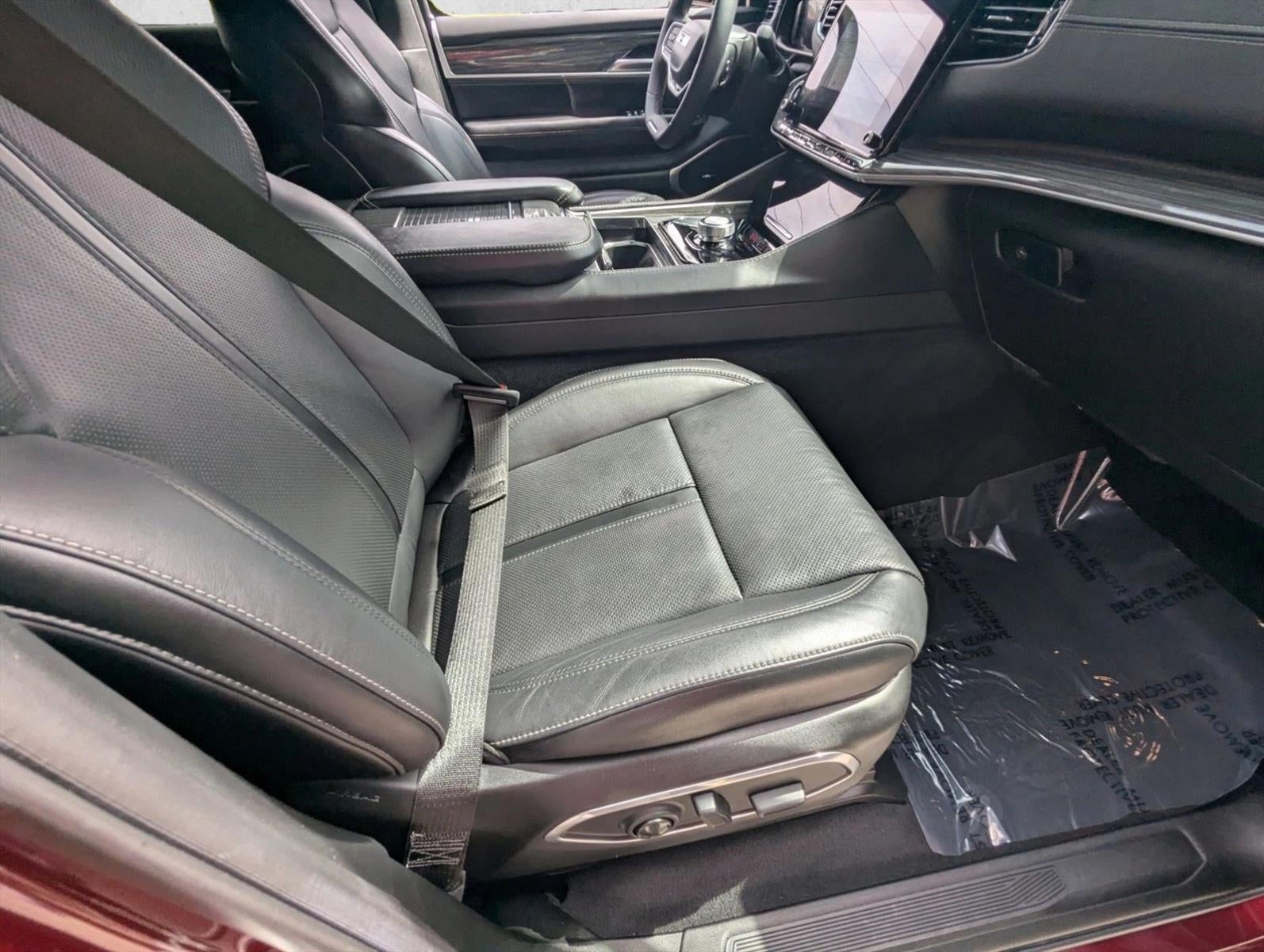 2022 Jeep Wagoneer Series II 4x2
