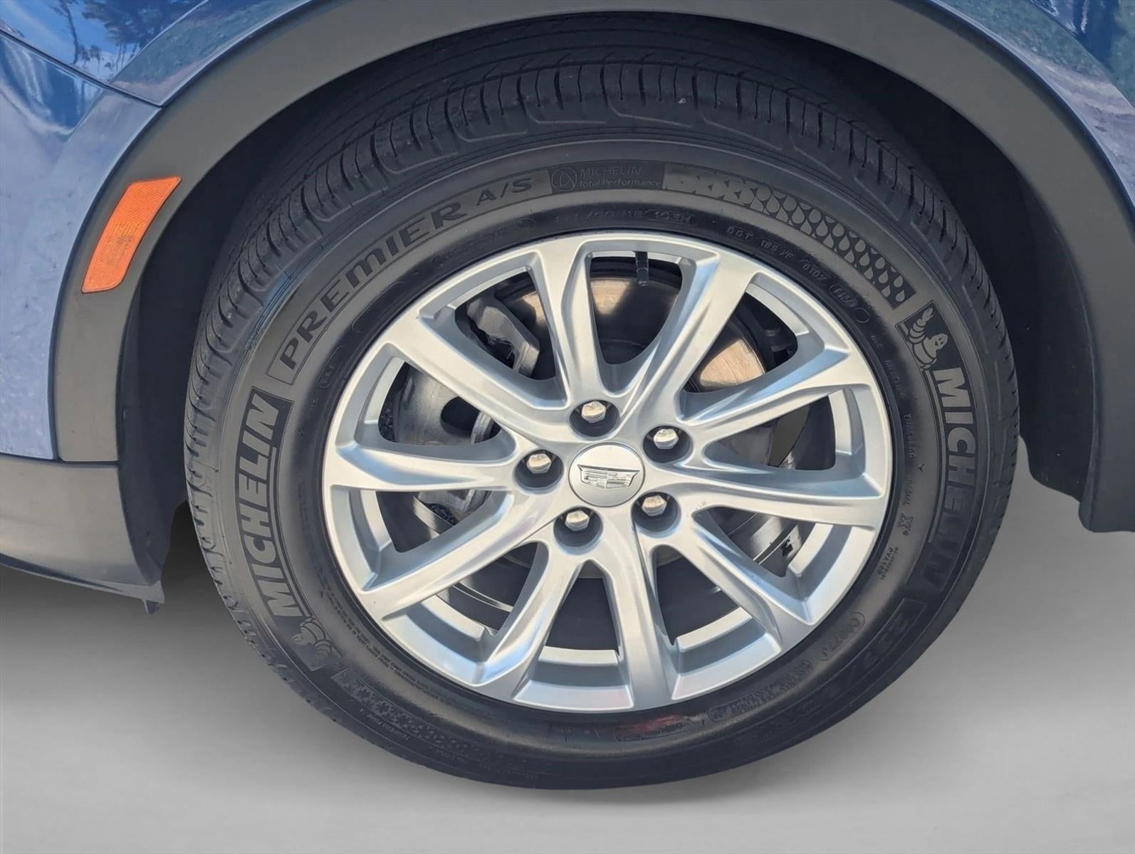 2023 Cadillac XT4 FWD 4dr Luxury