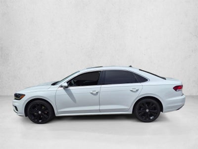 2021 Volkswagen Passat 2.0T SE Auto