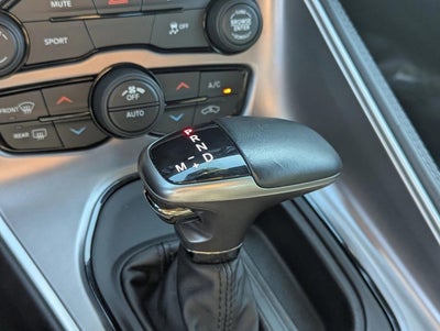 2019 Dodge Challenger SXT RWD