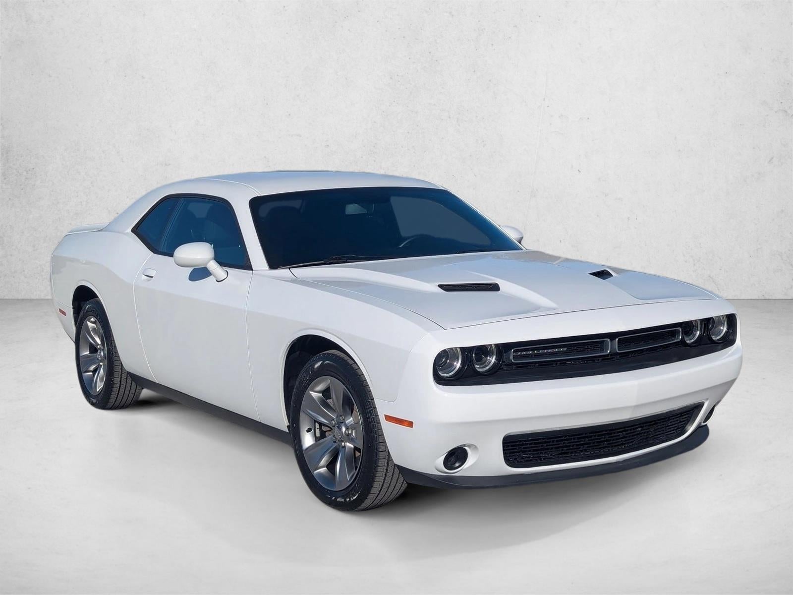 2019 Dodge Challenger SXT RWD
