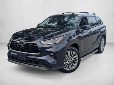 2022 Toyota Highlander Platinum AWD (Natl)