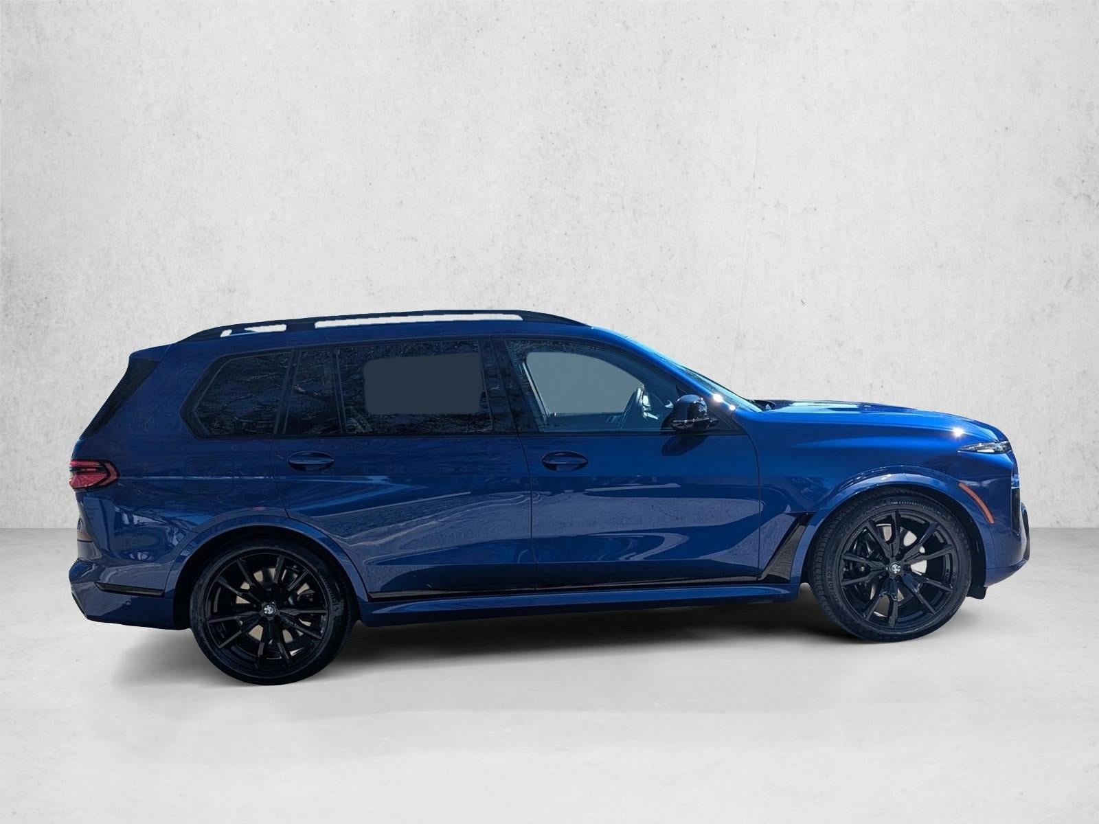 2024 BMW X7 M60i Sports Activity Vehicle