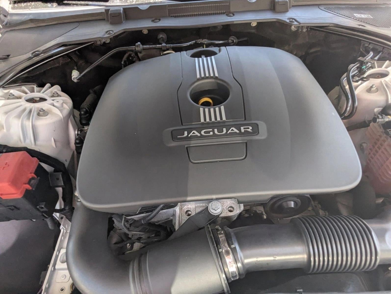 2017 Jaguar XE 25t RWD