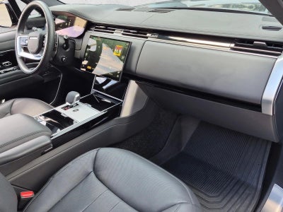 2024 Land Rover Range Rover P530 SE SWB