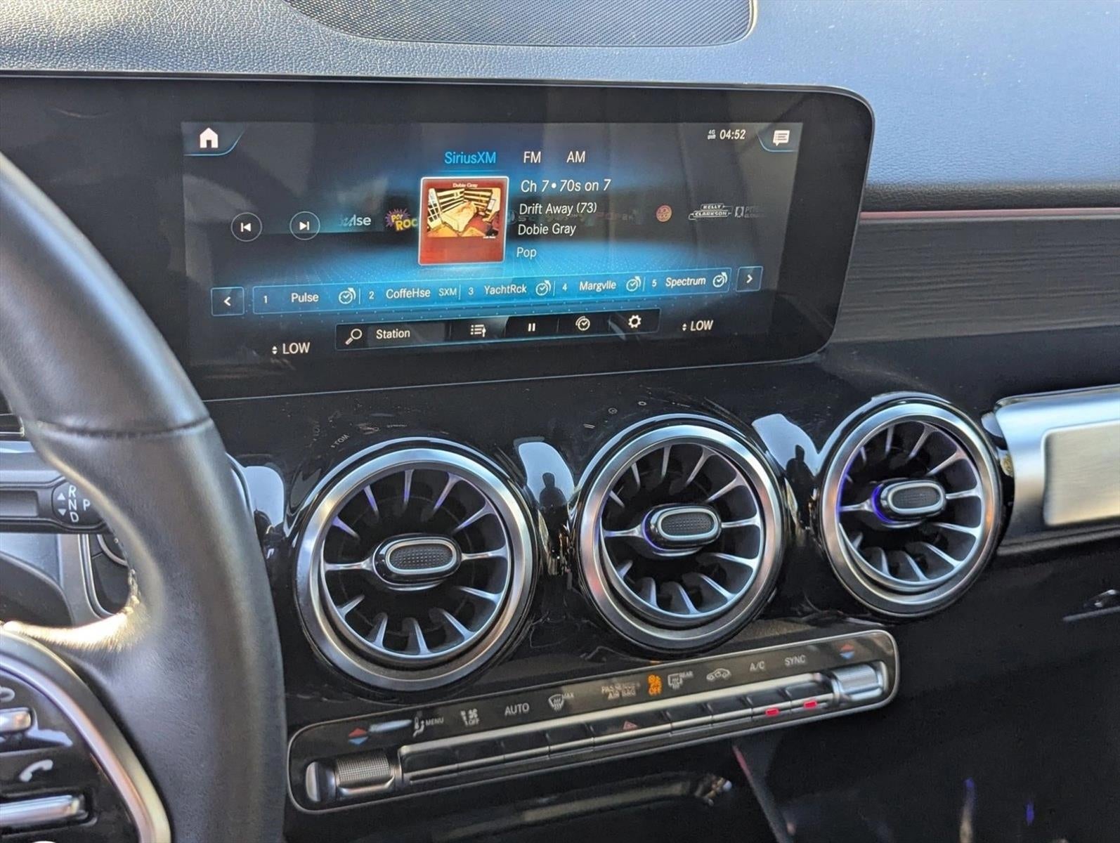 2022 Mercedes-Benz GLB GLB 250 4MATIC® SUV