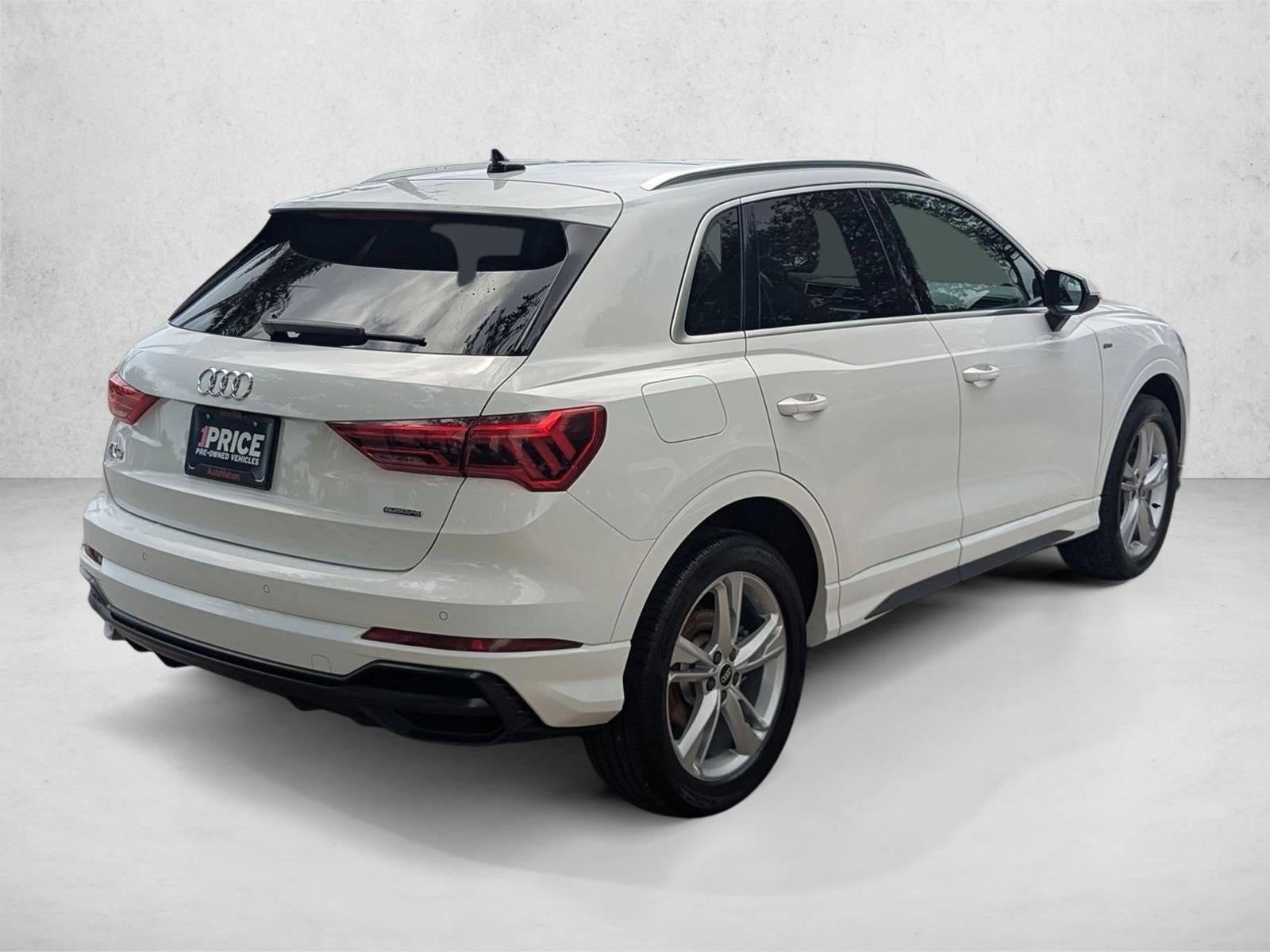 2022 Audi Q3 S line Premium 45 TFSI quattro