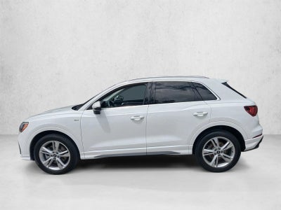 2022 Audi Q3 S line Premium 45 TFSI quattro