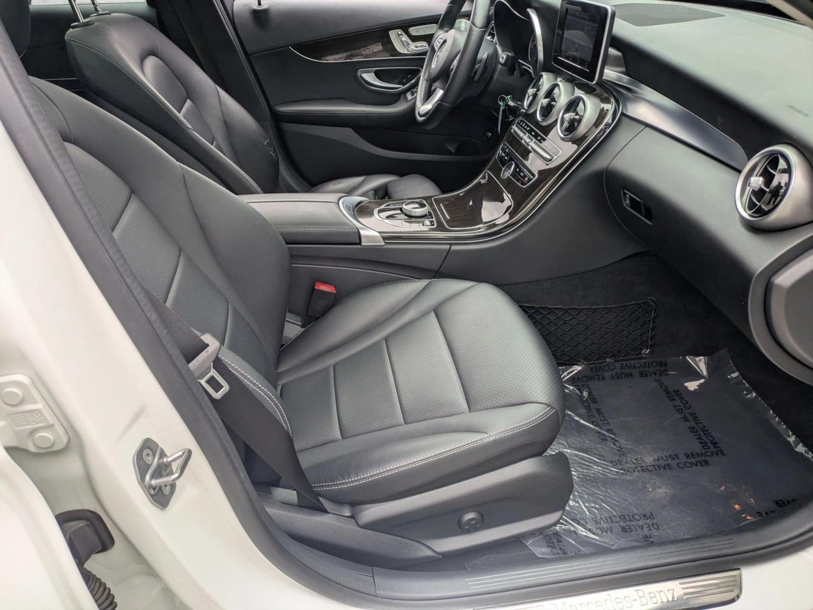 2017 Mercedes-Benz C-Class C 300 4MATIC® Sedan with Luxury Pkg
