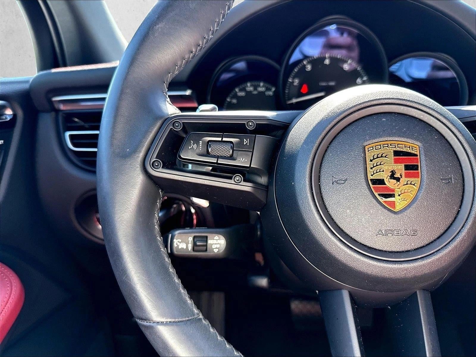 2023 Porsche Macan AWD