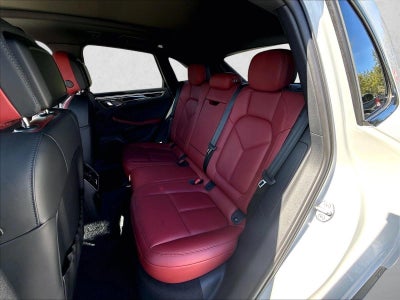 2023 Porsche Macan AWD