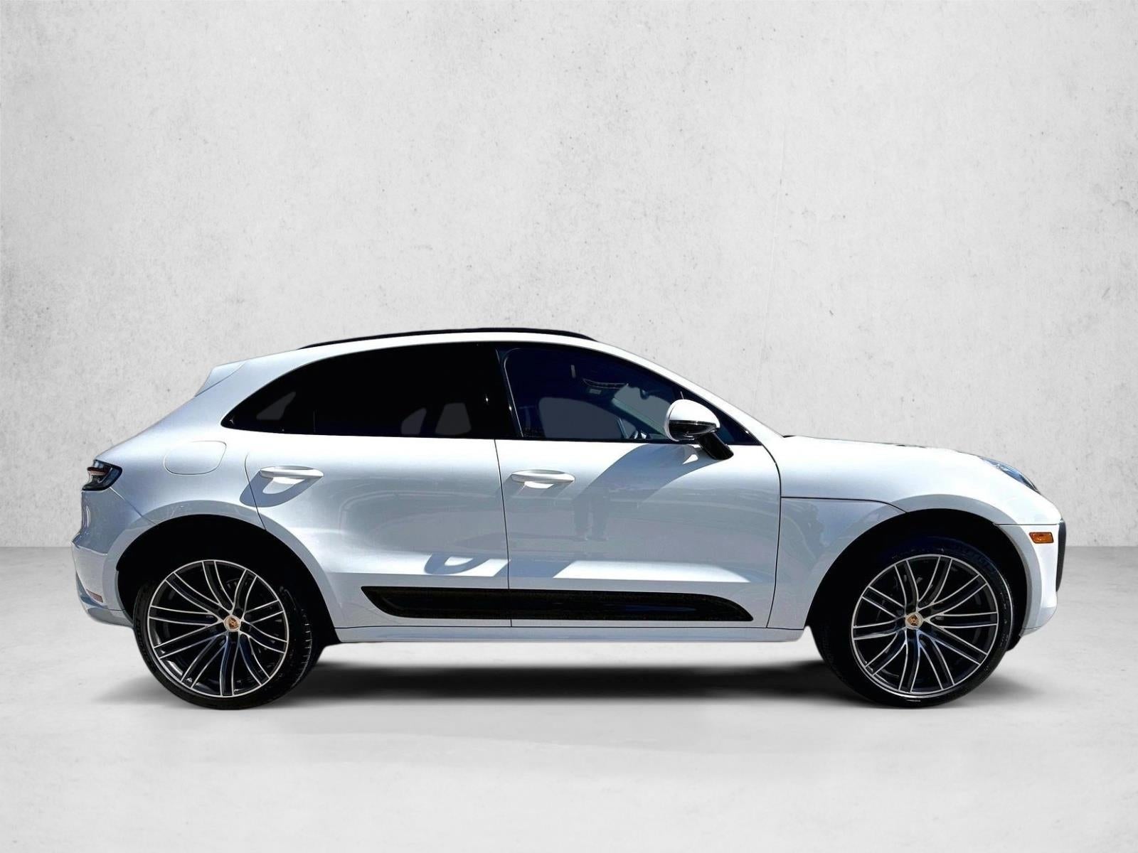 2023 Porsche Macan AWD
